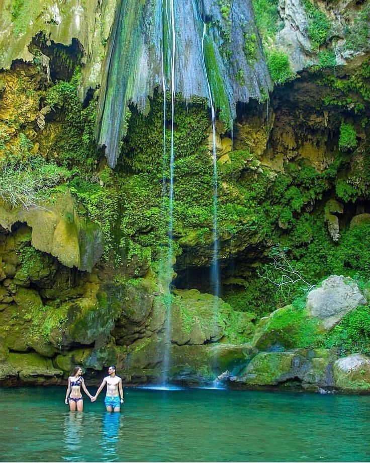 Akchour Waterfalls Natural Pool